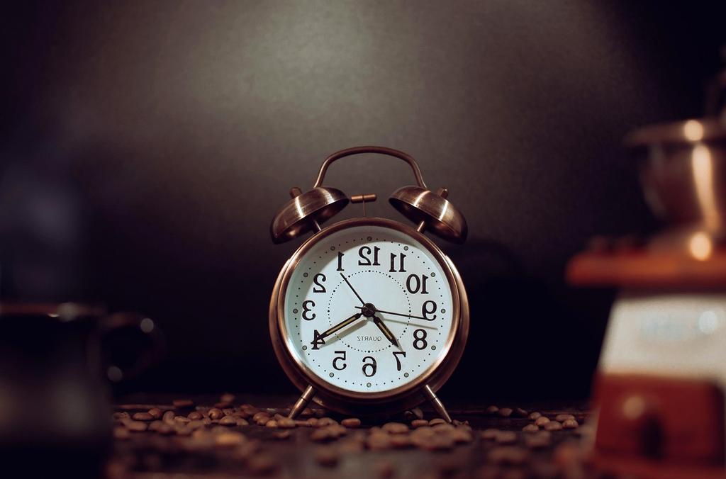 High-precision burr coffee grinder