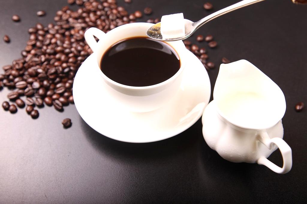 Digital coffee scale with timer function